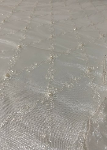 İşlemeli Beyaz Yatak Örtüsü - Görsel 4