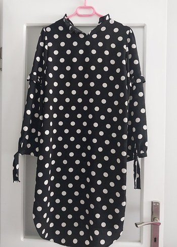 Zara Uzun Kollu Siyah Puantiyeli Midi Elbise#tunik