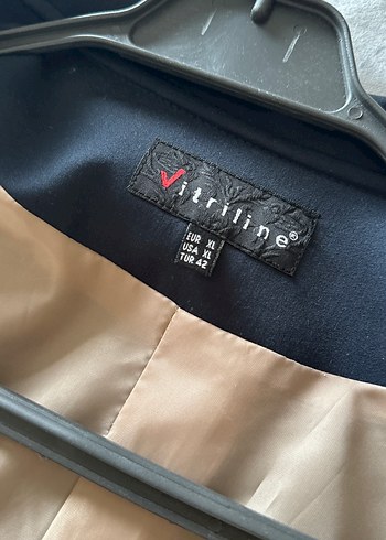 Lacivert takım tam resminirtamlar
İçin kaliteli şık mağaza
Mali - Görsel 3