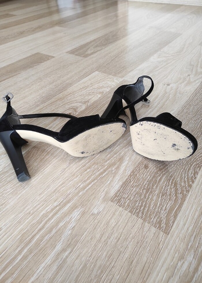 Topuklu ayakkabı - Görsel 4