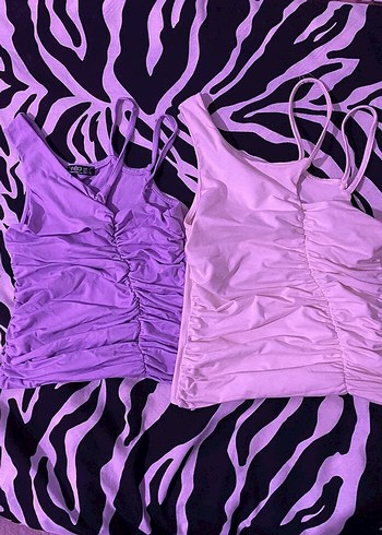 Beyaz Büzgülü Askılı Kadın Üst - Görsel 2