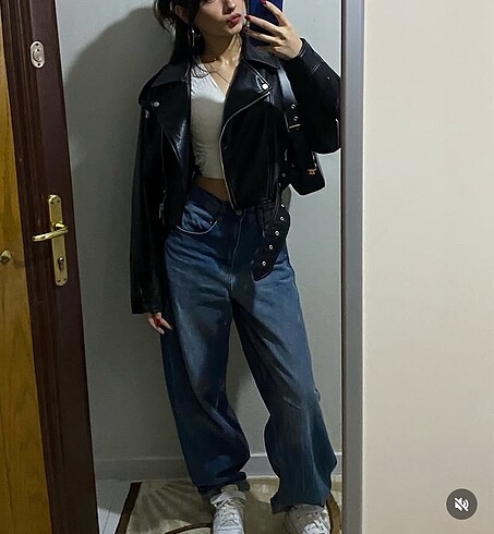 arkası kemerli jean