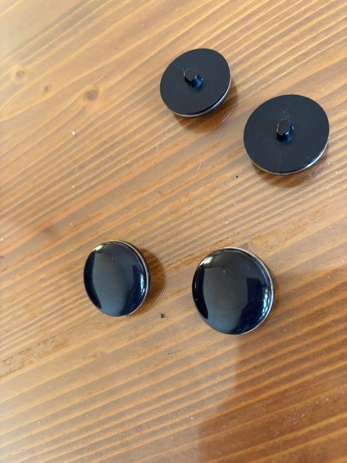 Rugan siyah parlak vintage kaban düğmesi - Görsel 3