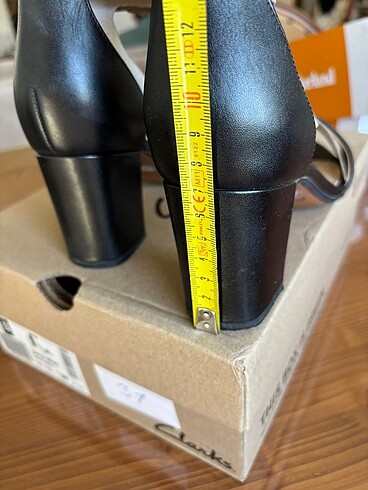 Clarks Clarks İngiliz deri sandalet