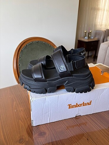 38 Beden Timberland deri spor sandalet