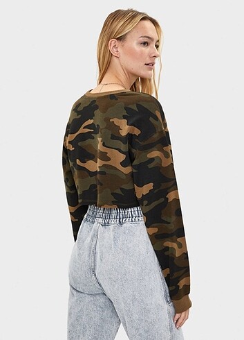 Bershka crop sweatshirt 