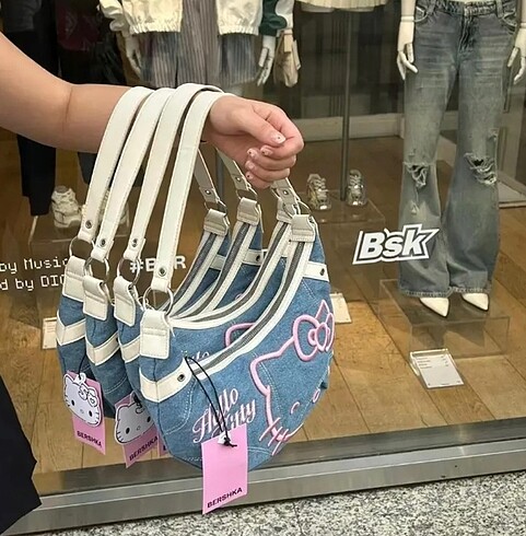  Beden hello kitty çanta