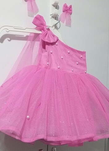 Diğer 1yaş kız çocuk abiye şekerpembe bel 53 cm elbise boyu 45cm