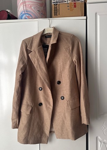 Düğmeli Bej Kadın Keten Blazer Ceket