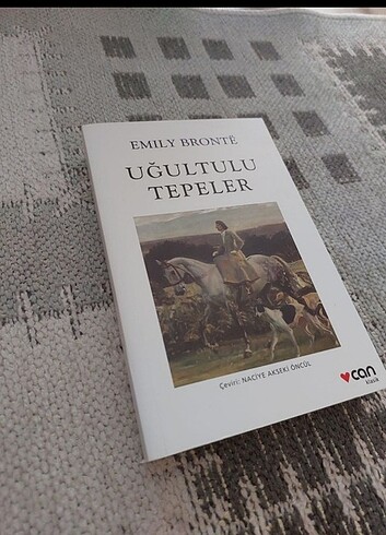 Uğultulu tepeler