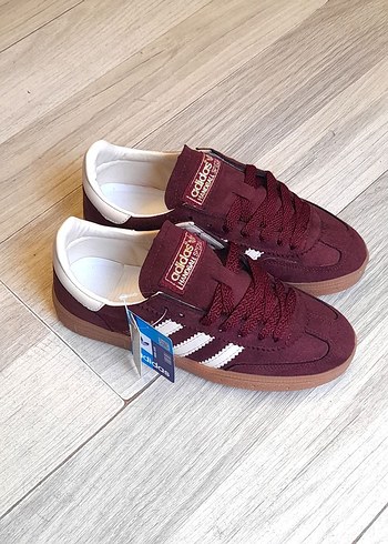 Adidas 37