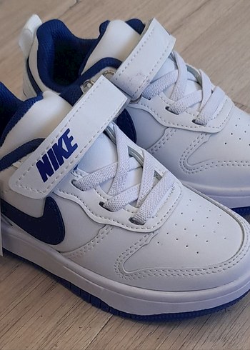 32 Beden Beyaz Erkek Çocuk Nike Spor Ayakkabı