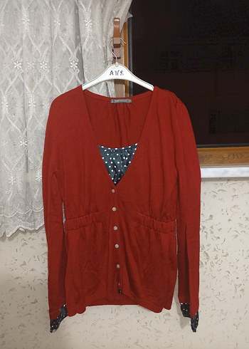 Diğer Yaka Uzun Kollu Hirka
