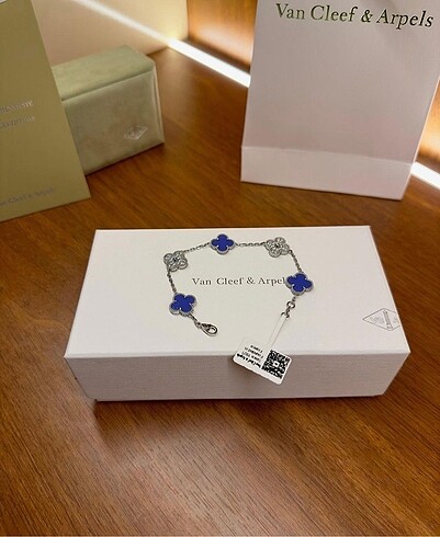 Beden Van Cleef Arpels