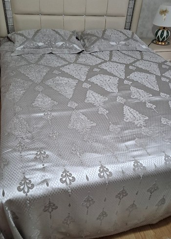 Gri saten yeni yatak örtüsü - Görsel 2