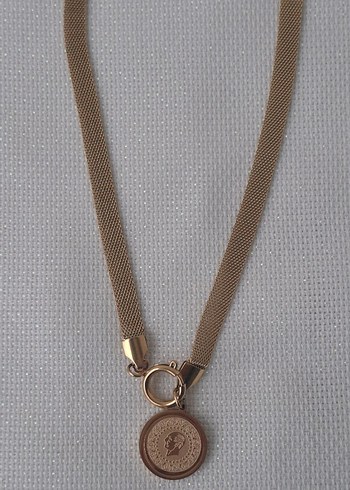 Altın Renk Zincir Detaylı Midi Kolye - Görsel 2