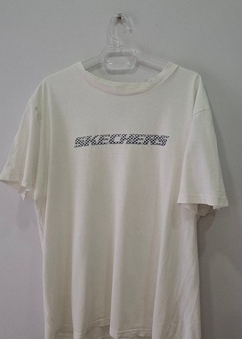 Beyaz Oversize Skechers Baskılı Tişört