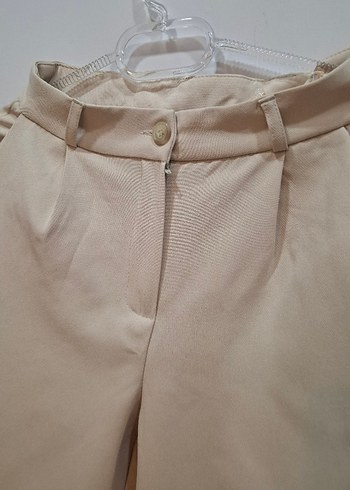 36 Beden Bej Regular Fit Midi Kumaş Kadın Pantolon