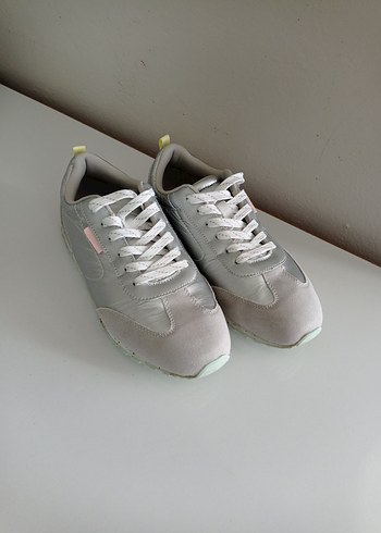 Gri Spor Stiletto Topuklu Kadın Sneaker