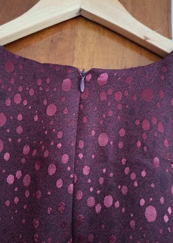 BORDO KISA KOLLU ÖZEL DİKİM ELBİSE - Görsel 5