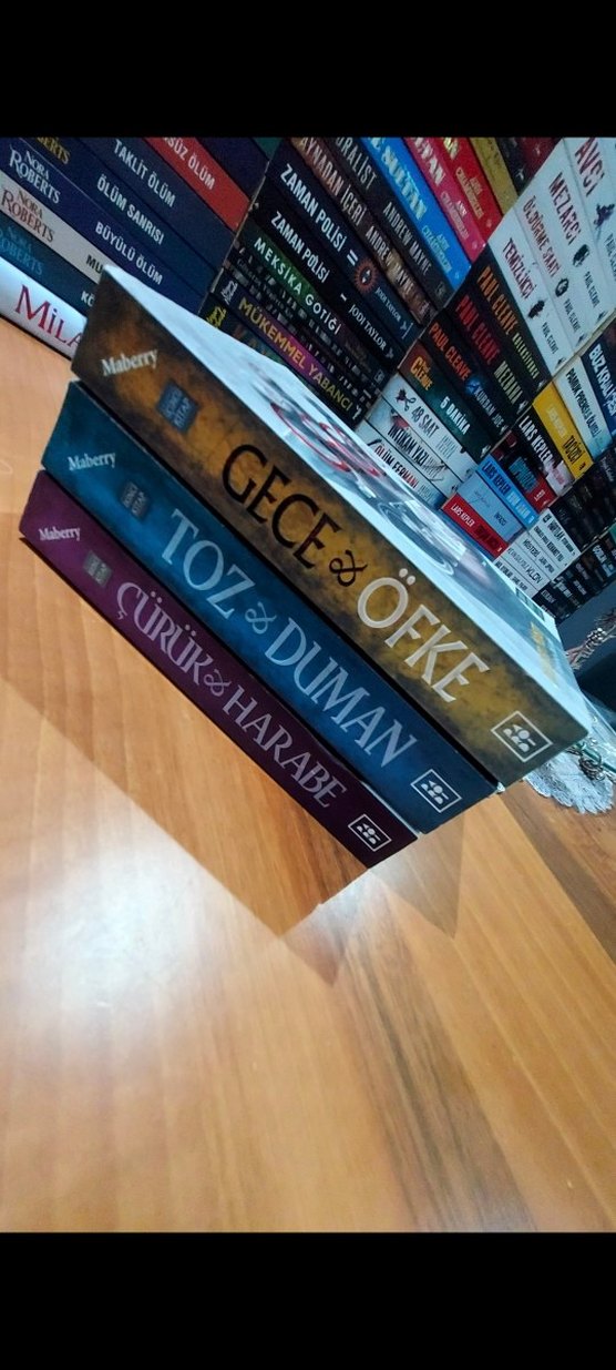 3 lü seri gece toz duman - Görsel 2