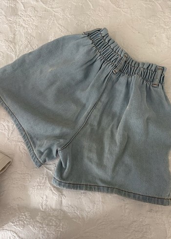 Nakışlı Mavi Kot Kız Şortu - Görsel 3