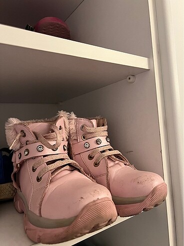 30 Beden Kiz cocuk Pembe bot