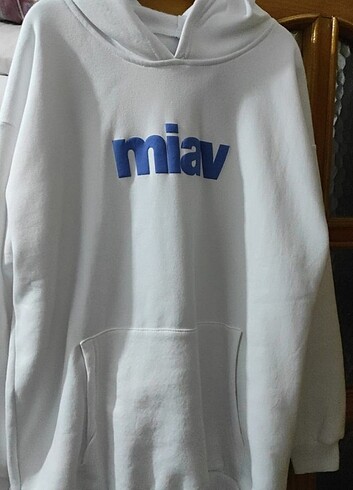 Beyaz sweatshirt