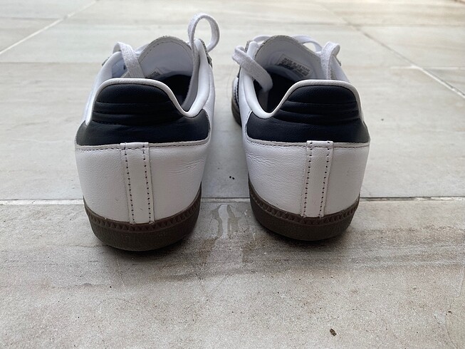 37,5 Beden beyaz Renk Adidas