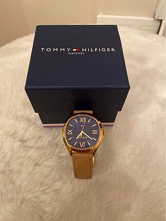 Tommy saat