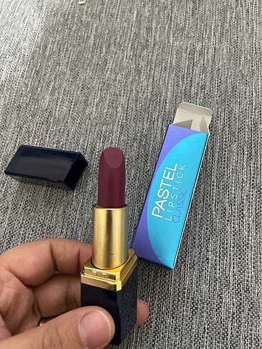 Pastel Pastel ruj