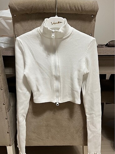Bershka Berahka Crop Fermuarlı Hırka