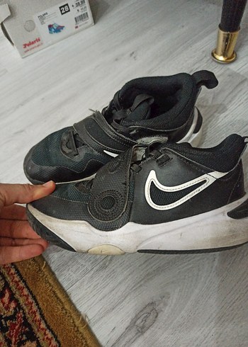 33 Beden Nike Siyah Erkek Çocuk Spor Ayakkabısı