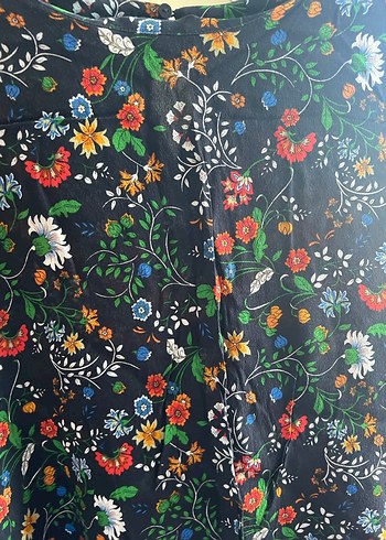 Çiçek Desenli Bohem Düğmeli  Bluz - Görsel 2