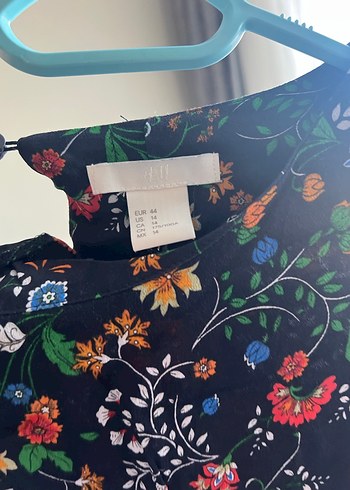 Çiçek Desenli Bohem Düğmeli  Bluz - Görsel 3