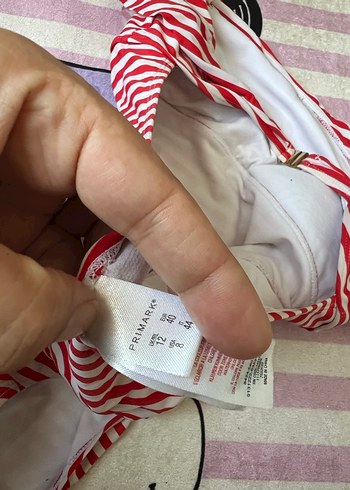 Kırmızı Çizgili Fırfırlı Kadın Mayo - Görsel 5