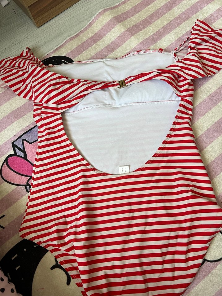 Kırmızı Çizgili Fırfırlı Kadın Mayo - Görsel 3