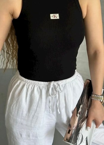 Calvin Klein Siyah Bağlamalı Desenli Kolsuz Crop Top