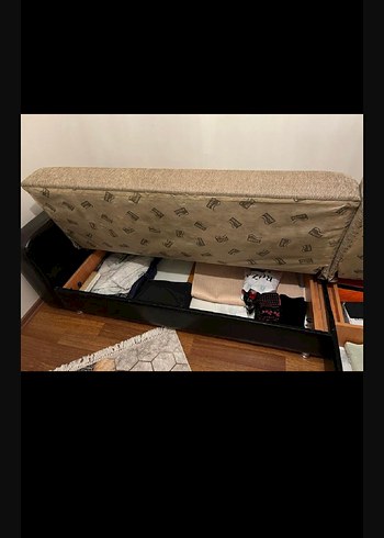 Yataş iyi durumda bazalı uzun koltuk - Görsel 4