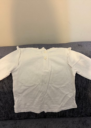 LCW Kız Çocuk Beyaz Uzun Kollu Fırfırlı Tişört - Görsel 2