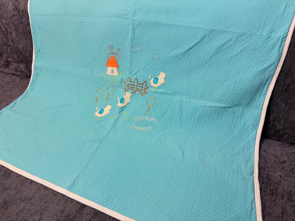 Mavi Baskılı Çocuk Battaniyesi - Görsel 3