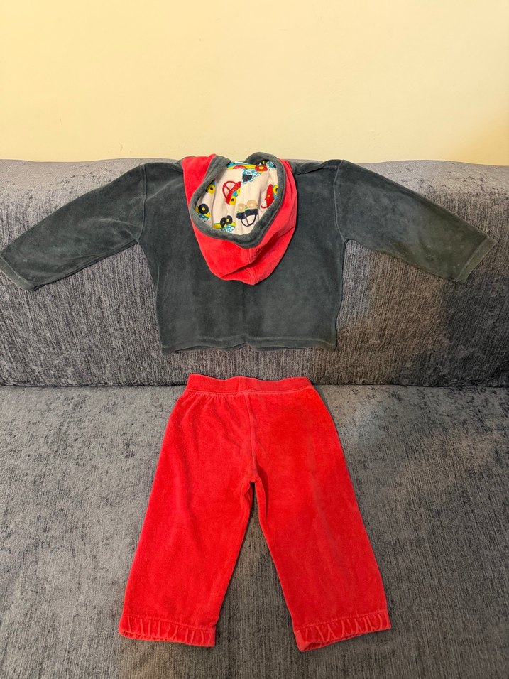 Kapüşonlu Erkek Bebek Takımı - Görsel 5