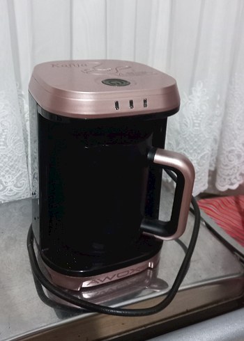 Pembe Kahve Makinesi