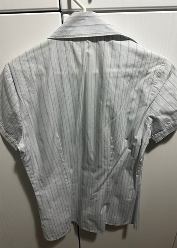 Düğmeli açık mavi Kısa Kollu Kadın Gömlek - Görsel 2