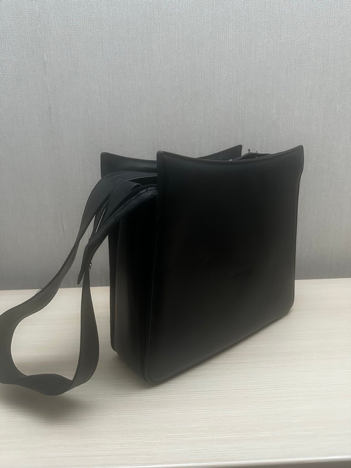 Klasik Siyah Deri Tokalı Kadın Portföy Çanta hakiki deri çanta - Görsel 2