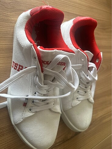 38 Beden uspa snekaer