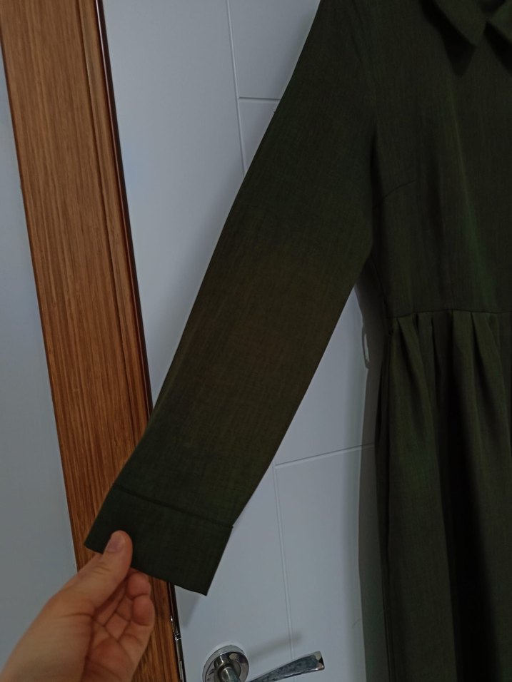 Siyah Uzun Kollu Drapeli Uzun Elbise - Görsel 4