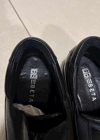 Siyah Fermuarlı Beta Kadın Ayakkabı - Görsel 2