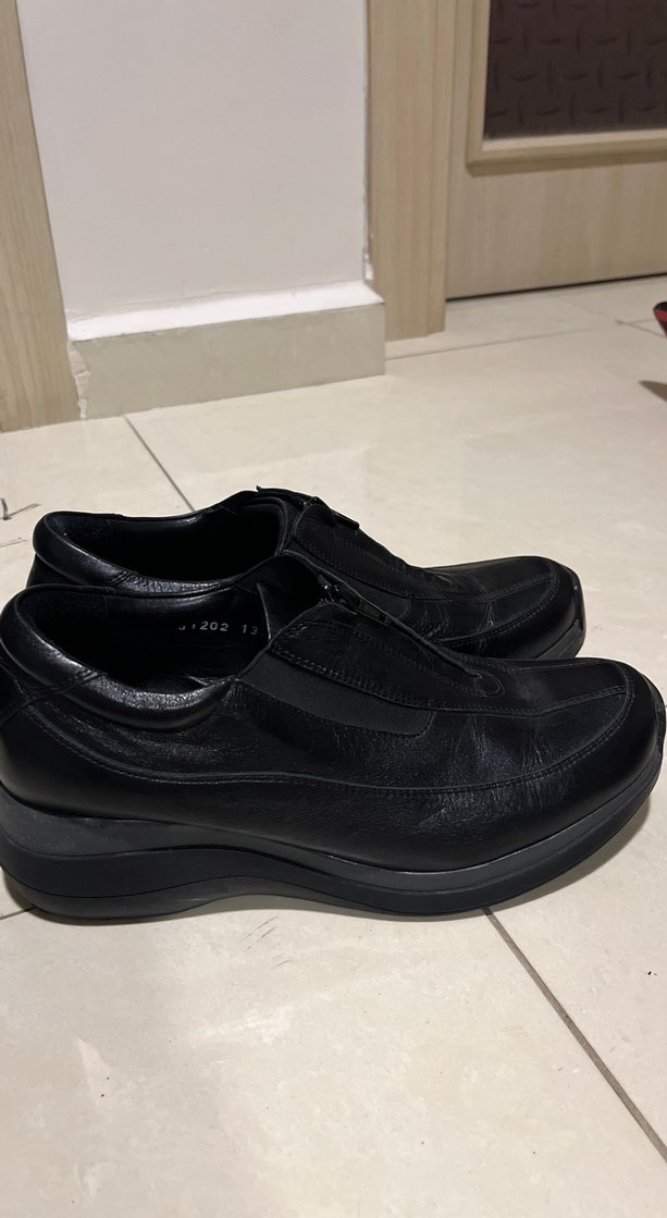 Siyah Fermuarlı Beta Kadın Ayakkabı - Görsel 3