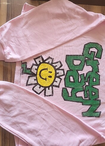12-13 Yaş Beden HM Orijinal Green DAY tshirt